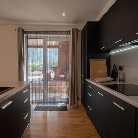 Hyggemate - 2 Bed Warm In Vakantiehuis Sarnitsa
