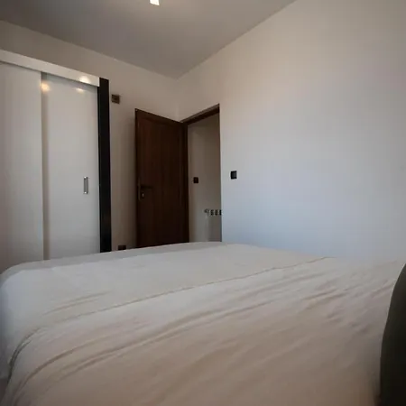 Hyggemate - 2 Bed Warm In Sarnitsa