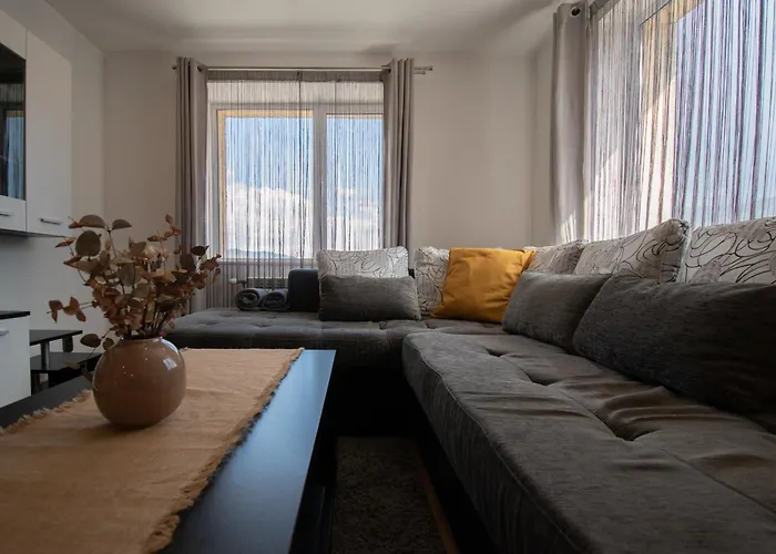 Апартамент Hyggemate - 2 Bed Warm In