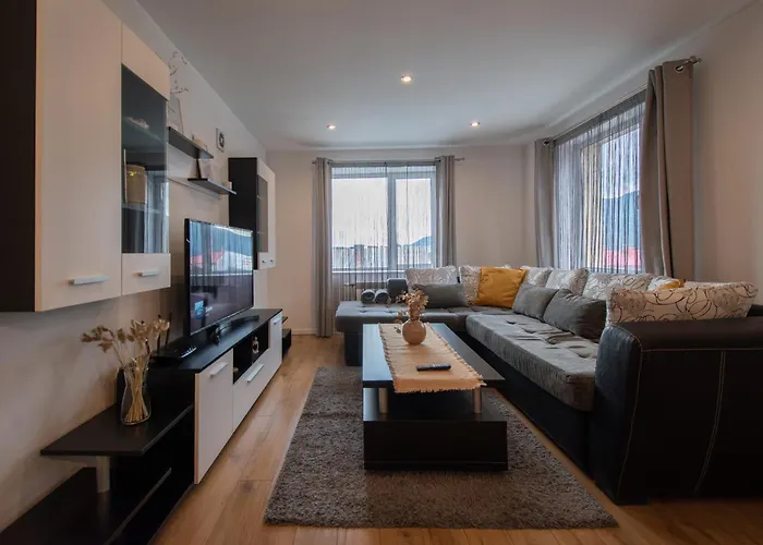 Апартамент Hyggemate - 2 Bed Warm In